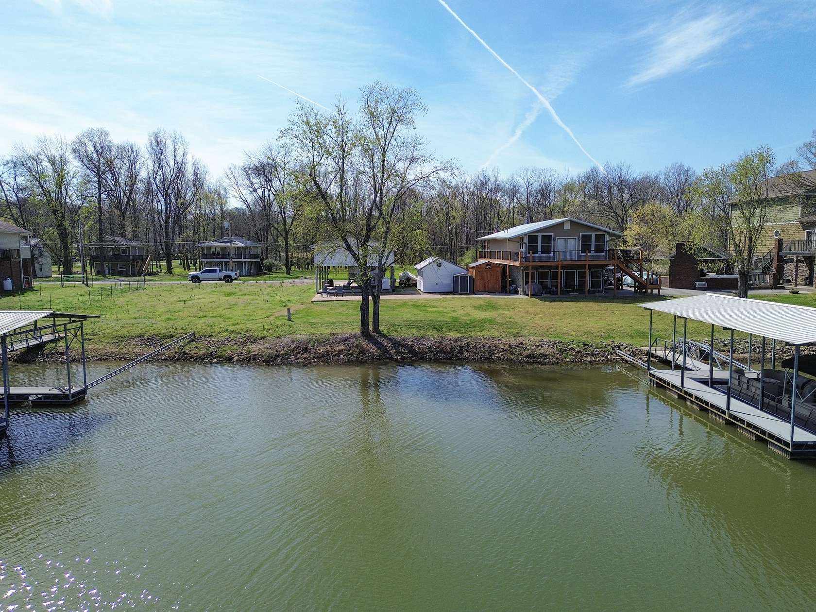 0.11 Acres of Residential Land for Sale in Chapmansboro, Tennessee