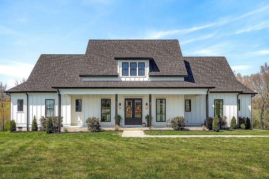 3.62 Acres of Land with Home for Sale in Cookeville, Tennessee