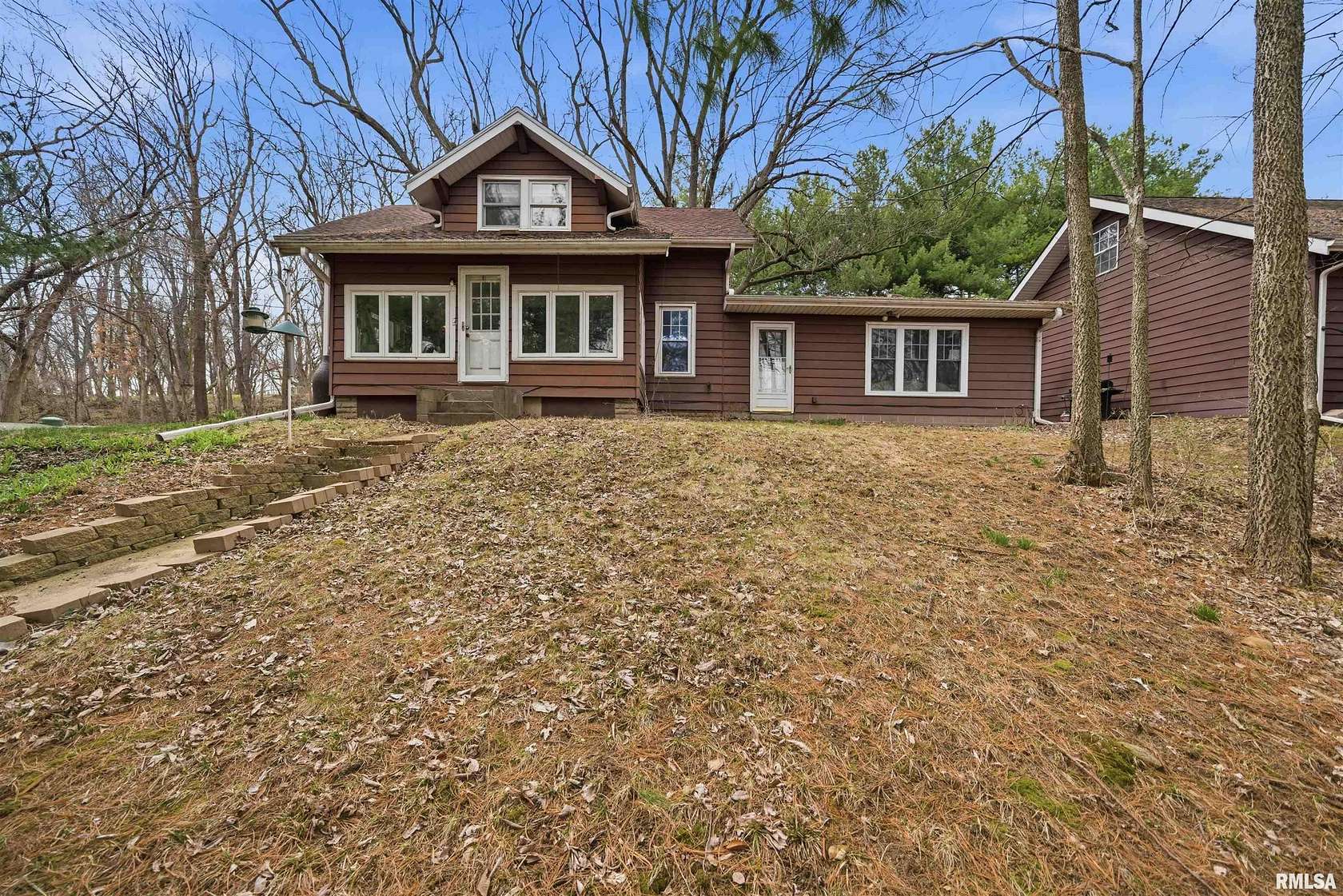 5.1 Acres of Land with Home for Sale in Peoria, Illinois