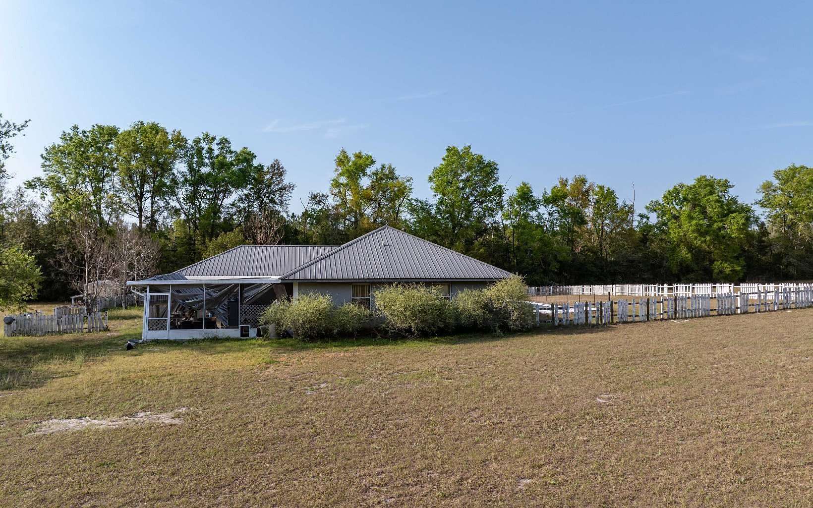 10 Acres of Land with Home for Sale in Live Oak, Florida