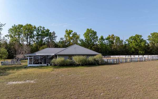 10 Acres of Land with Home for Sale in Live Oak, Florida