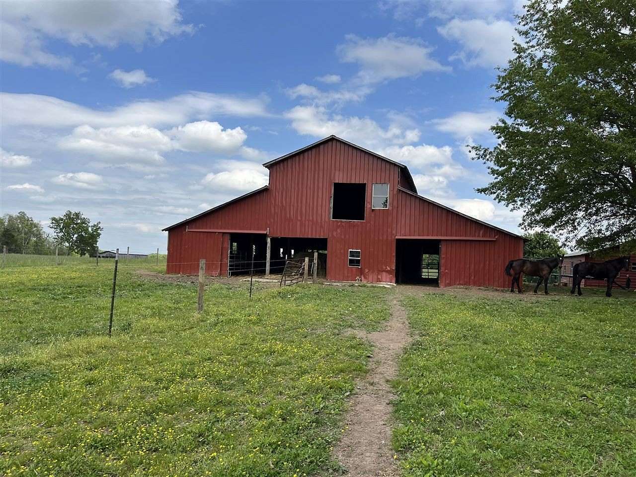 14 Acres of Land for Sale in Smiths Grove, Kentucky