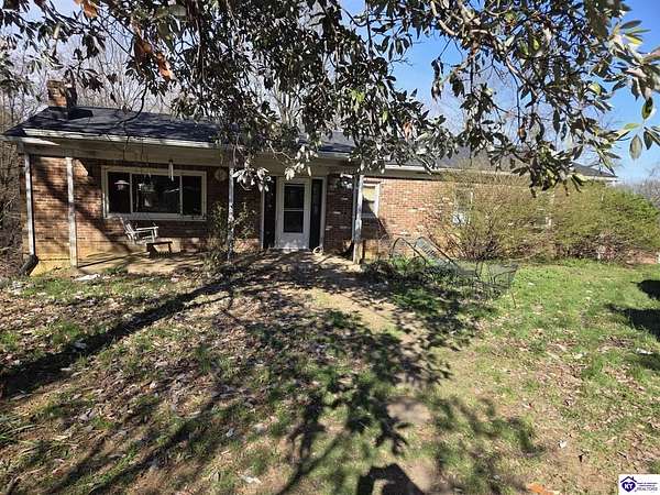 4.4 Acres of Land with Home for Sale in Elizabethtown, Kentucky