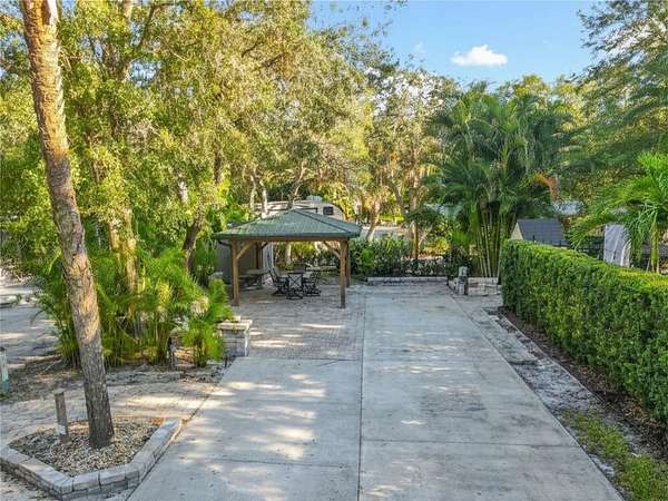 0.06 Acres of Land for Sale in Lake Wales, Florida