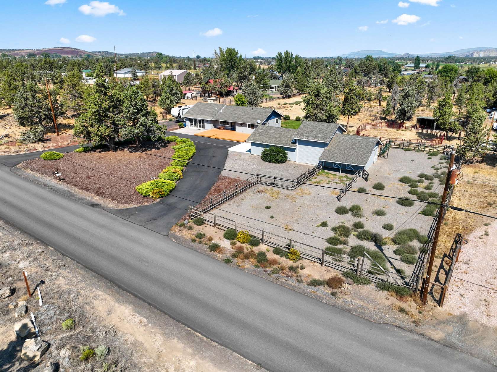 2.62 Acres of Land with Home for Sale in Redmond, Oregon