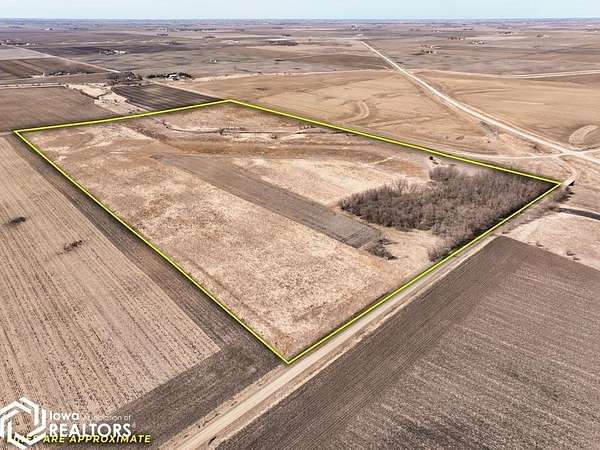 99.8 Acres of Land for Sale in Rockwell City, Iowa