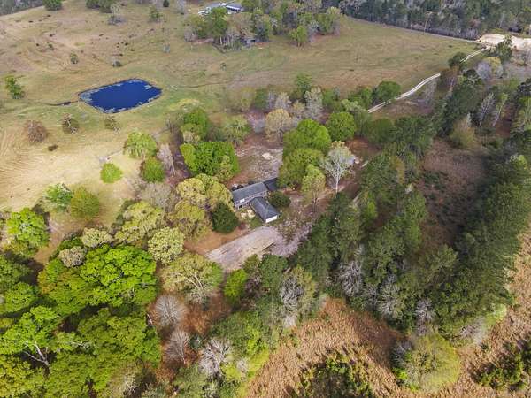 28 Acres of Improved Agricultural Land for Sale in Warren, Texas