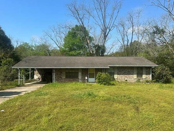 3 Acres of Land with Home for Sale in Kinston, Alabama