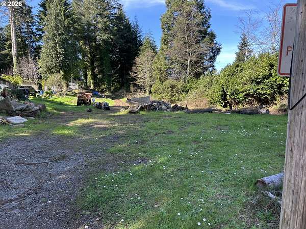0.99 Acres of Residential Land for Sale in Coos Bay, Oregon
