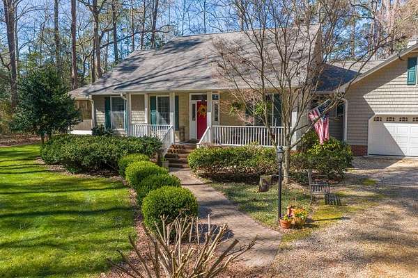 4.49 Acres of Land with Home for Sale in Hartfield, Virginia