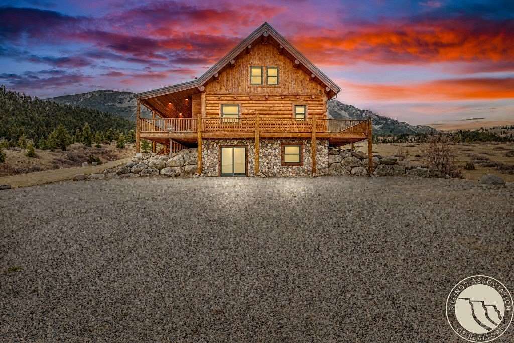 10 Acres of Recreational Land with Home for Sale in Nye, Montana