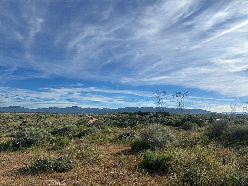 5 Acres of Residential Land for Sale in Oak Hills, California