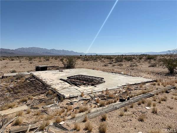 5 Acres of Residential Land for Sale in Twentynine Palms, California