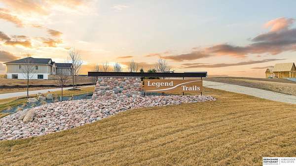 1 Acre of Residential Land for Sale in Elkhorn, Nebraska