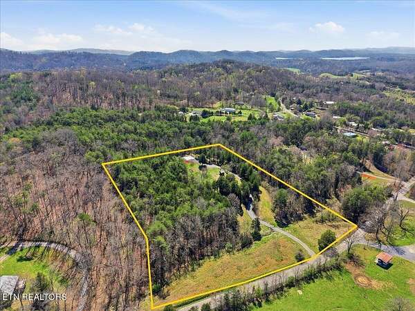 7 Acres of Residential Land for Sale in Maryville, Tennessee