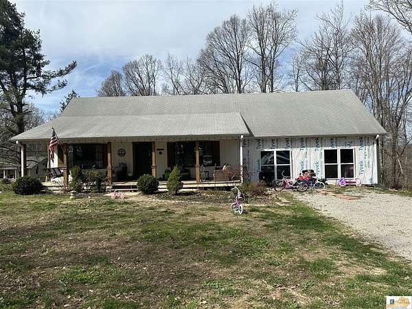 4.4 Acres of Land with Home for Sale in Tompkinsville, Kentucky