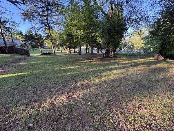 0.41 Acres of Residential Land for Sale in Palestine, Texas