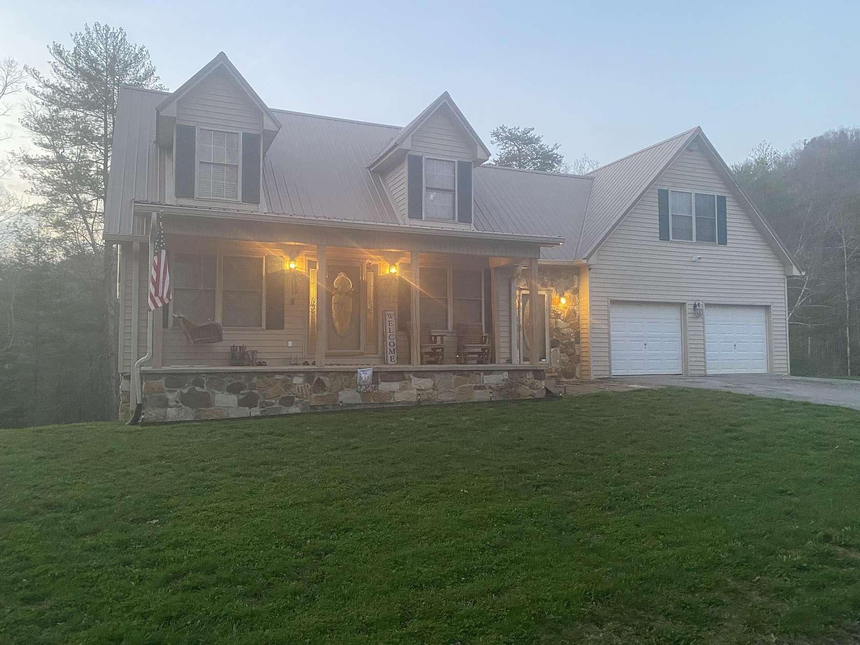 18 Acres of Land with Home for Sale in Irvine, Kentucky
