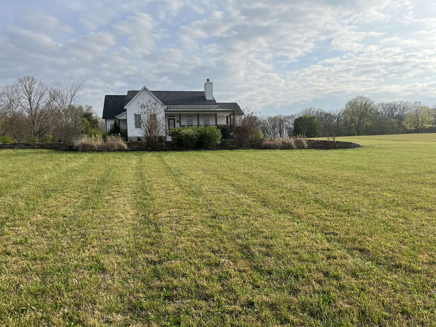 9 Acres of Land with Home for Sale in Winchester, Tennessee