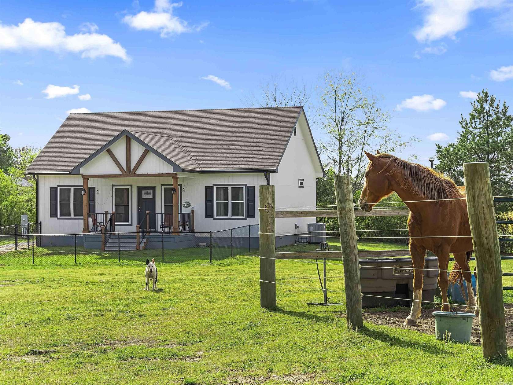 20 Acres of Agricultural Land with Home for Sale in Hot Springs, Arkansas