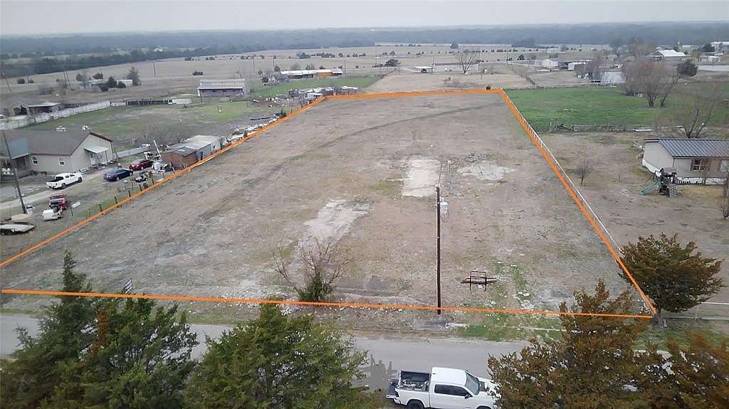 2 Acres of Land for Sale in Greenville, Texas