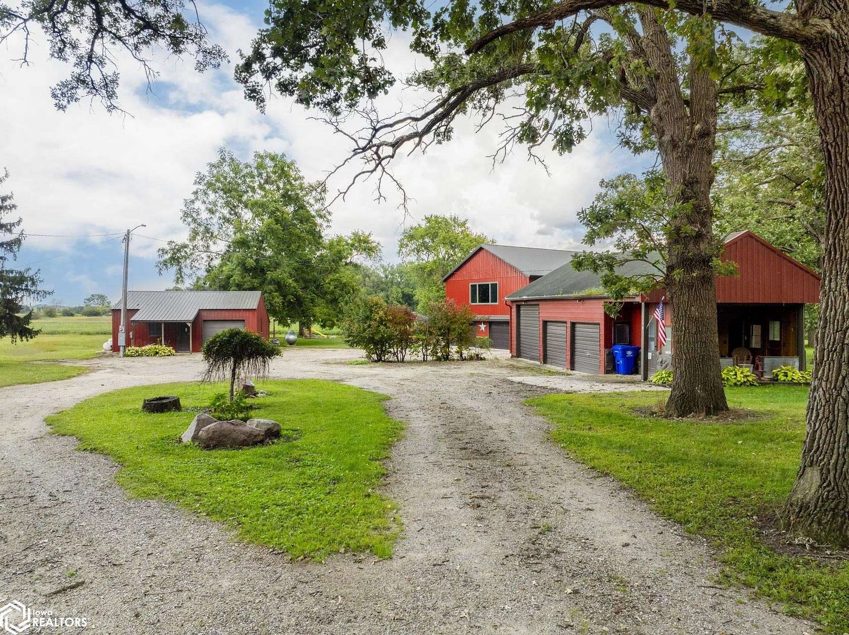 9.33 Acres of Land with Home for Sale in Plymouth, Iowa