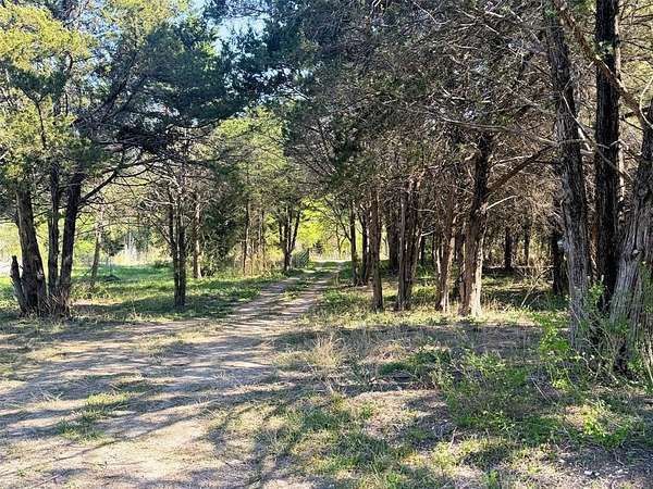 2.27 Acres of Land for Sale in Moody, Texas