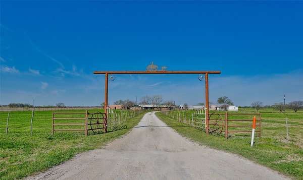 21.4 Acres of Land for Sale in Gainesville, Texas