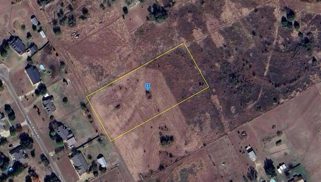 3 Acres of Residential Land for Sale in Lorena, Texas