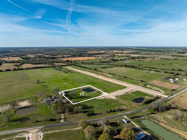 2 Acres of Residential Land for Sale in Sumner, Texas