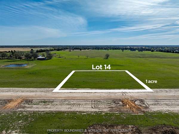 1 Acre of Residential Land for Sale in Sumner, Texas