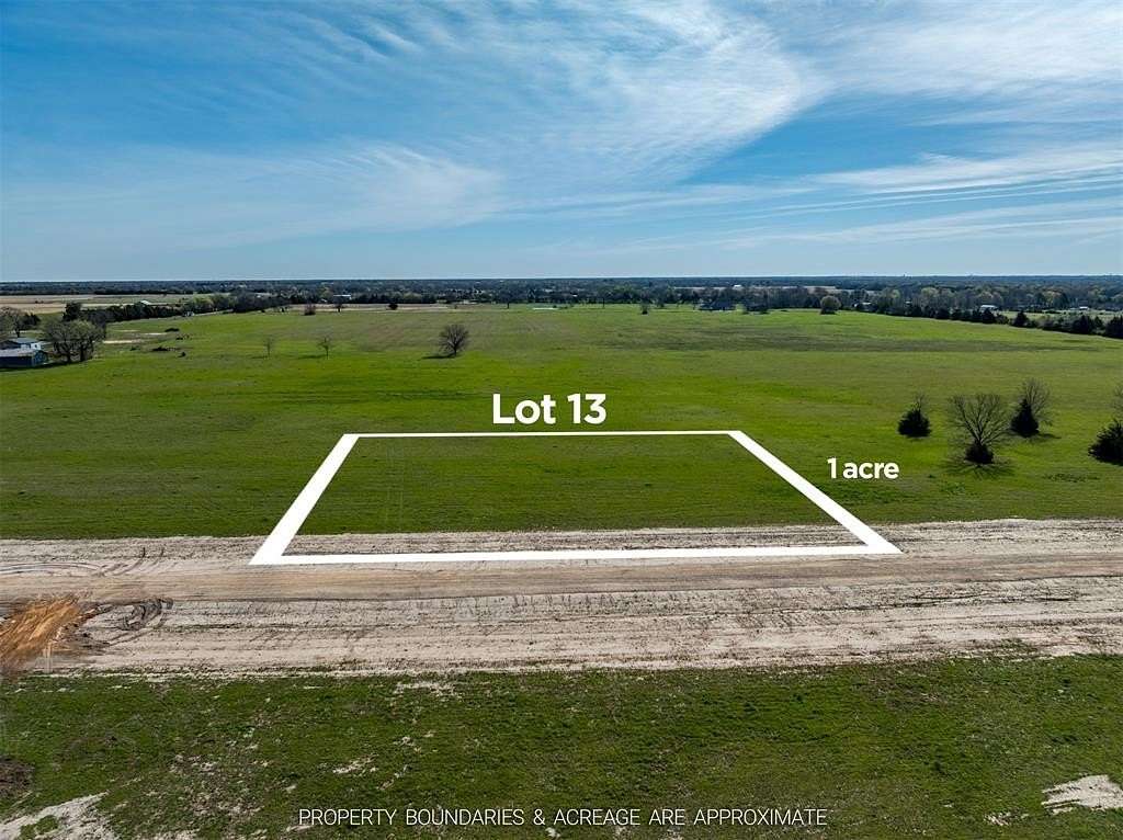 1 Acre of Residential Land for Sale in Sumner, Texas