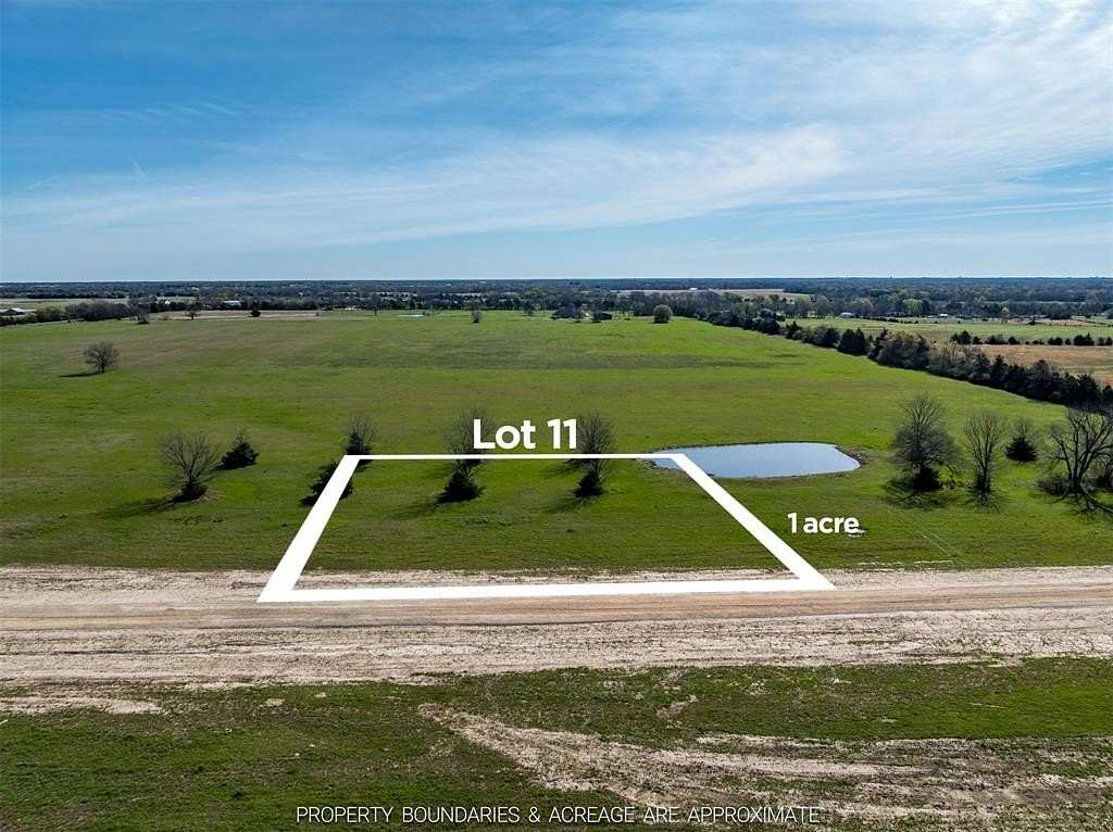 1 Acre of Residential Land for Sale in Sumner, Texas