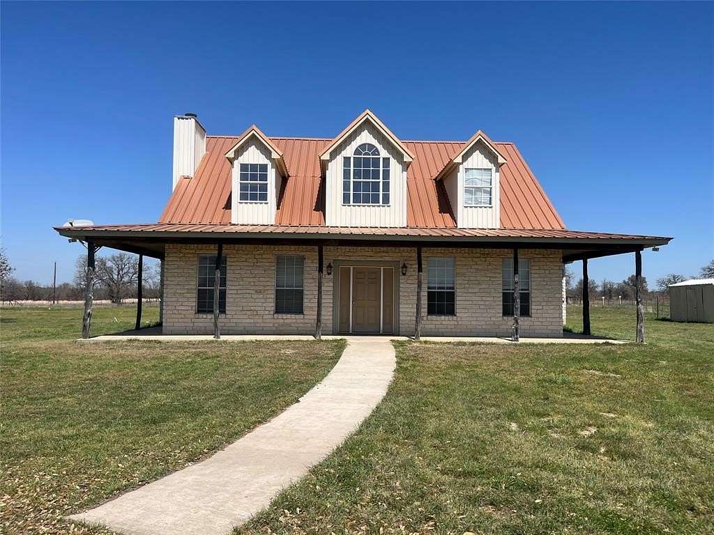 1 Acre of Land with Home for Lease in Weatherford, Texas