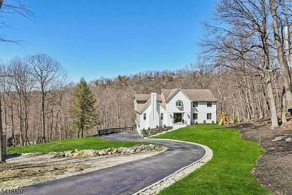 8.43 Acres of Land with Home for Sale in Kinnelon, New Jersey