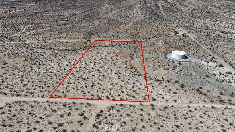 5 Acres of Residential Land for Sale in Joshua Tree, California