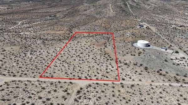 5 Acres of Residential Land for Sale in Joshua Tree, California