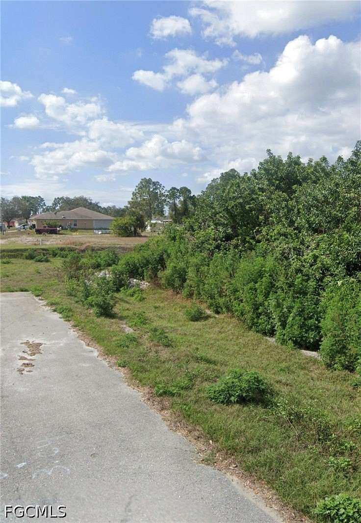 0.25 Acres of Residential Land for Sale in Lehigh Acres, Florida