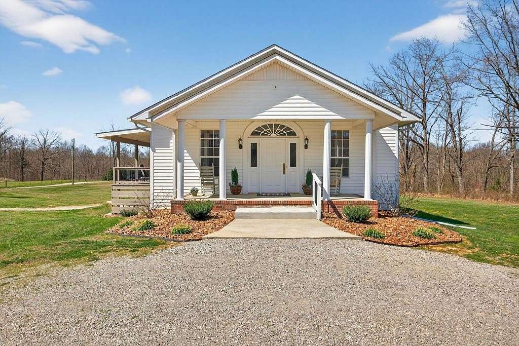 1.86 Acres of Land with Home for Sale in Cookeville, Tennessee