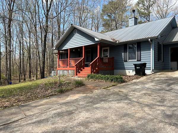 14.6 Acres of Land with Home for Sale in Manchester, Georgia