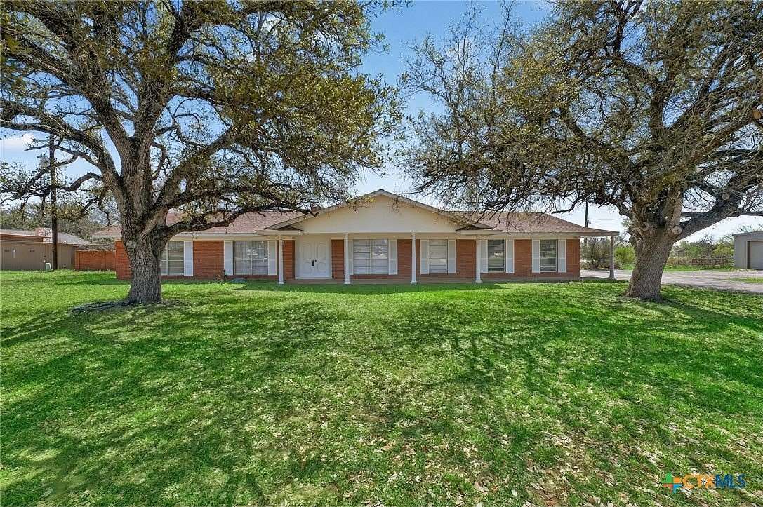 2.5 Acres of Land with Home for Sale in Floresville, Texas