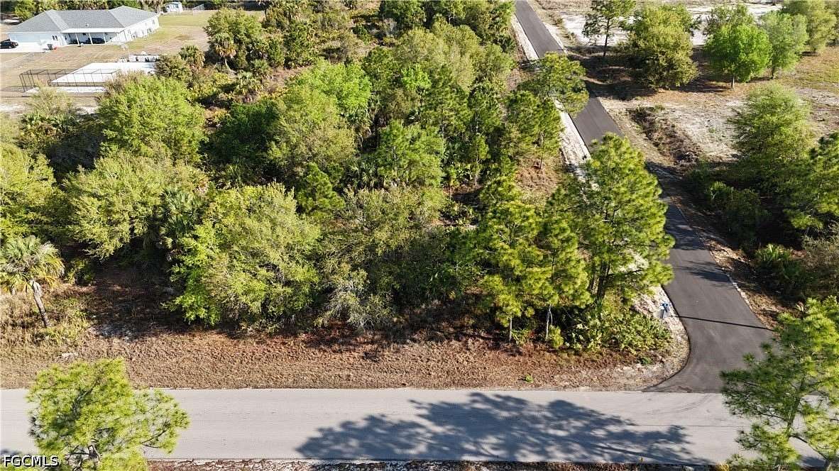 0.25 Acres of Residential Land for Sale in Lehigh Acres, Florida