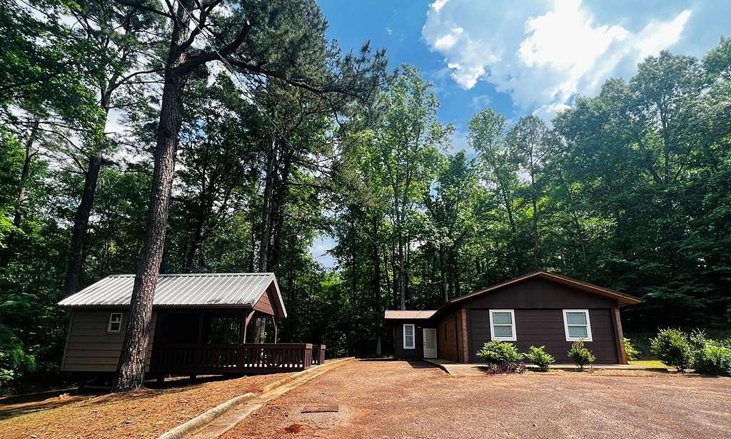 3.25 Acres of Land with Home for Sale in San Augustine, Texas