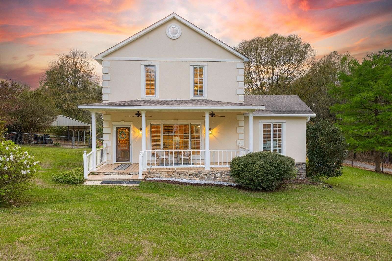 18.9 Acres of Land with Home for Sale in New Brockton, Alabama