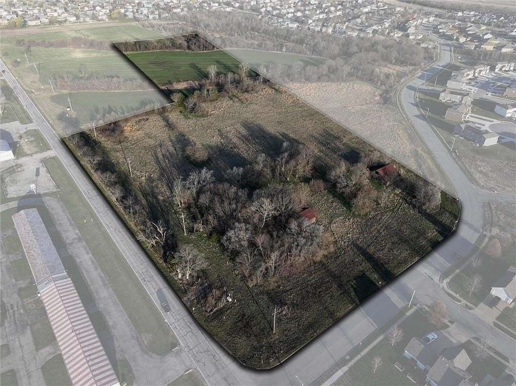 17.3 Acres of Land for Sale in Gardner, Kansas