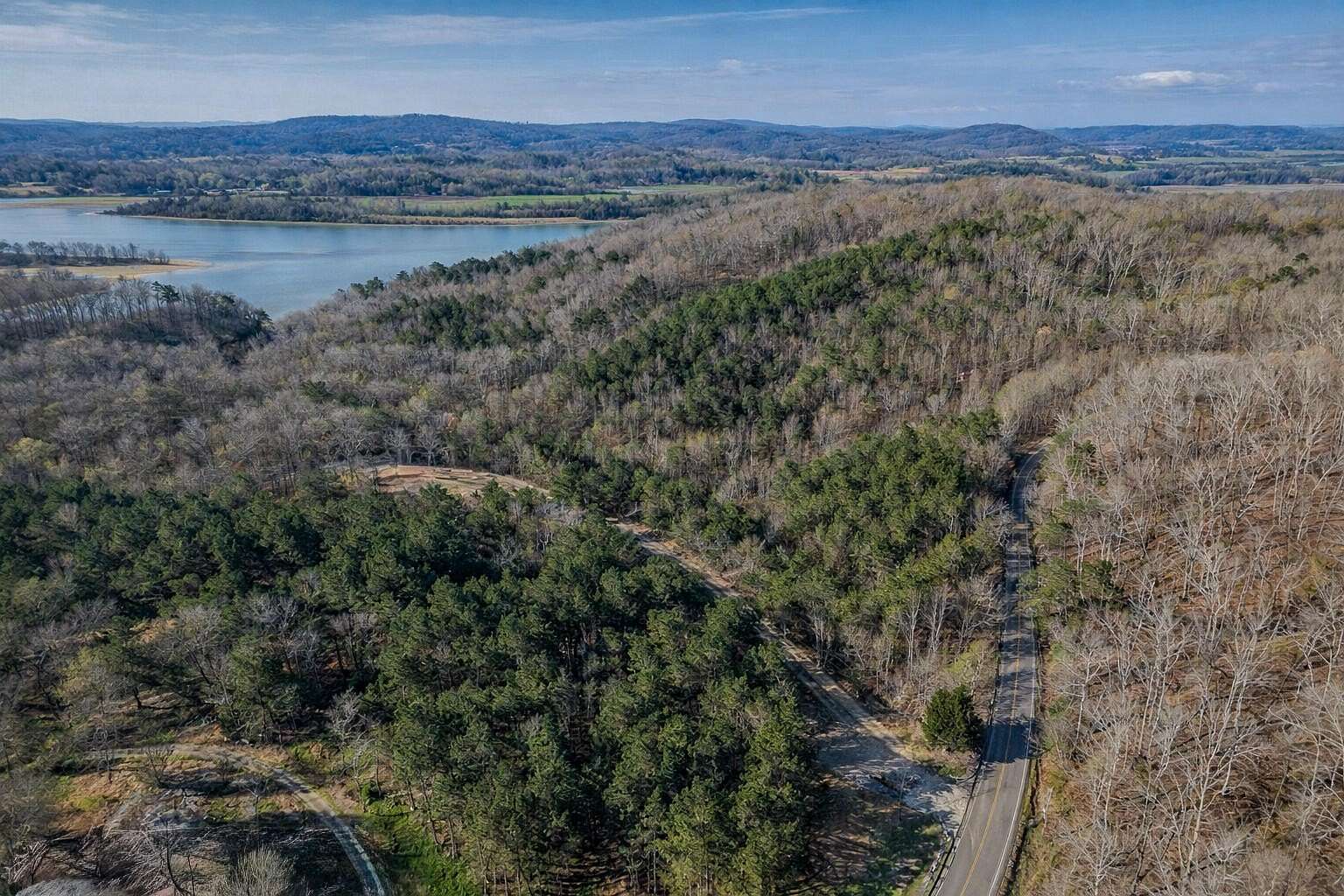 19 Acres of Recreational & Residential Land for Sale in Decatur, Tennessee