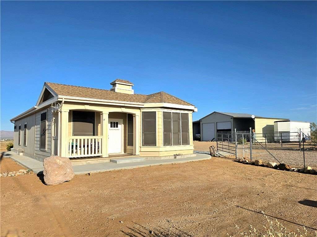 2.35 Acres of Land with Home for Sale in Golden Valley, Arizona