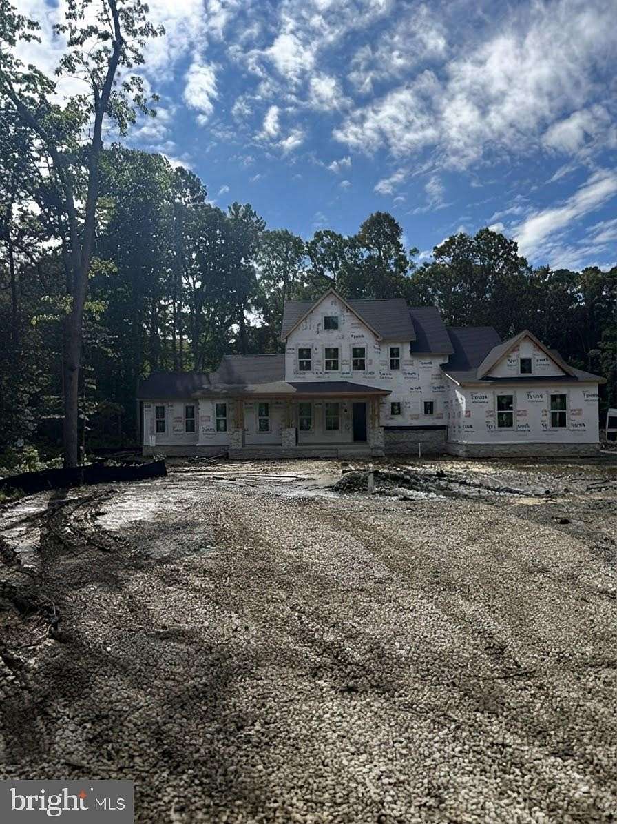 2 Acres of Land with Home for Sale in St. Michaels, Maryland