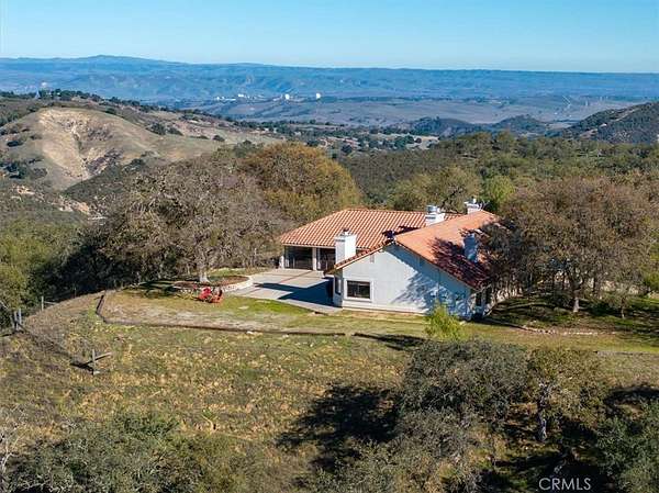 160 Acres of Land with Home for Sale in Paso Robles, California