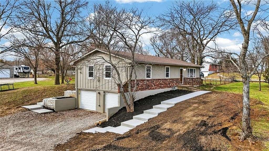 3.1 Acres of Land with Home for Sale in Harrisonville, Missouri
